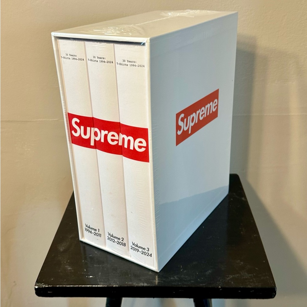 Supreme 30 Years: T-Shirts 1994-2024